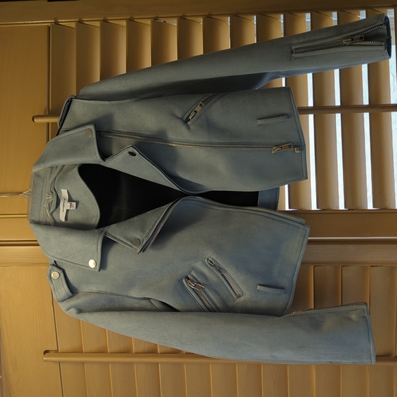 Wrenn and Willa Jackets & Blazers - Wrenn and Willa Faux Suede Jacket